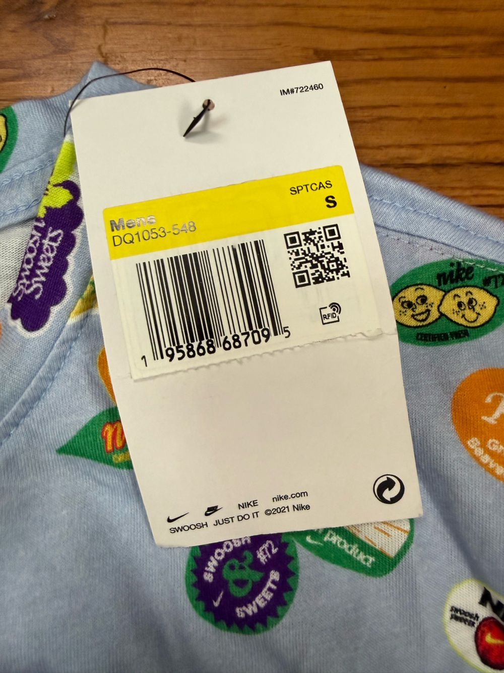The Nike Tee Men’s All-Over Stickers Short Sleeve T-Shirt NWT - Picture 4 of 7